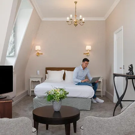 Château 3*
