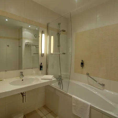 Château Hotel 3*