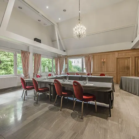 فندق Chateau Tilques