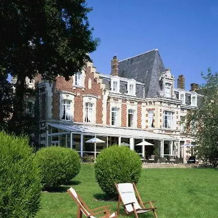 Najeti Château Hotel 3*